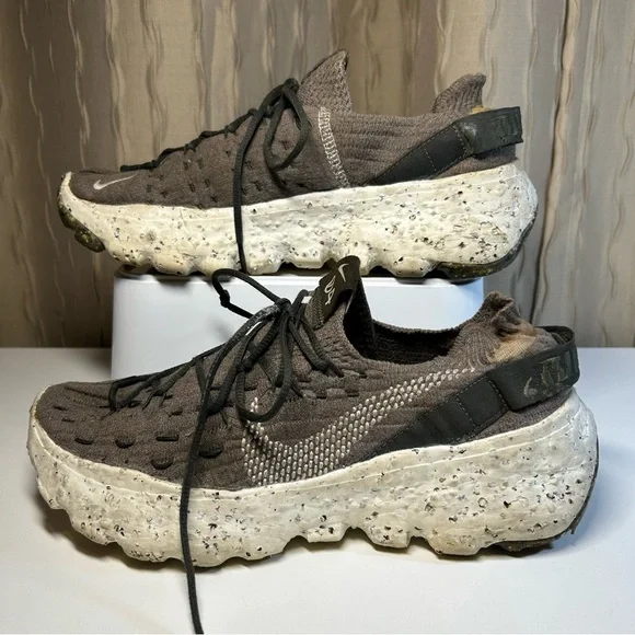 Nike Space Hippie 04 Women's 9 CD3476-300 Cargo Khaki Sneakers - Picture 5 of 14